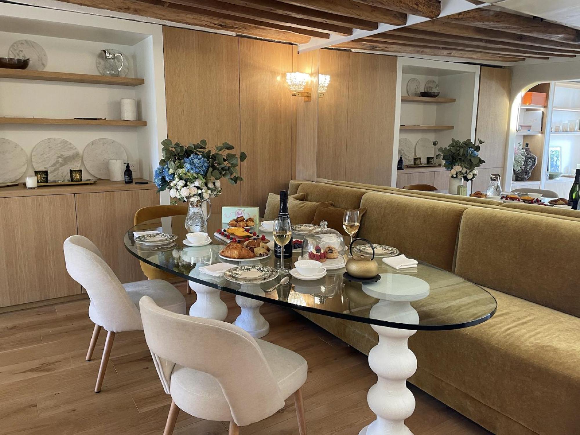 Luxueux Appartement, Avec Terrasse Vue Champs-elysees Paris