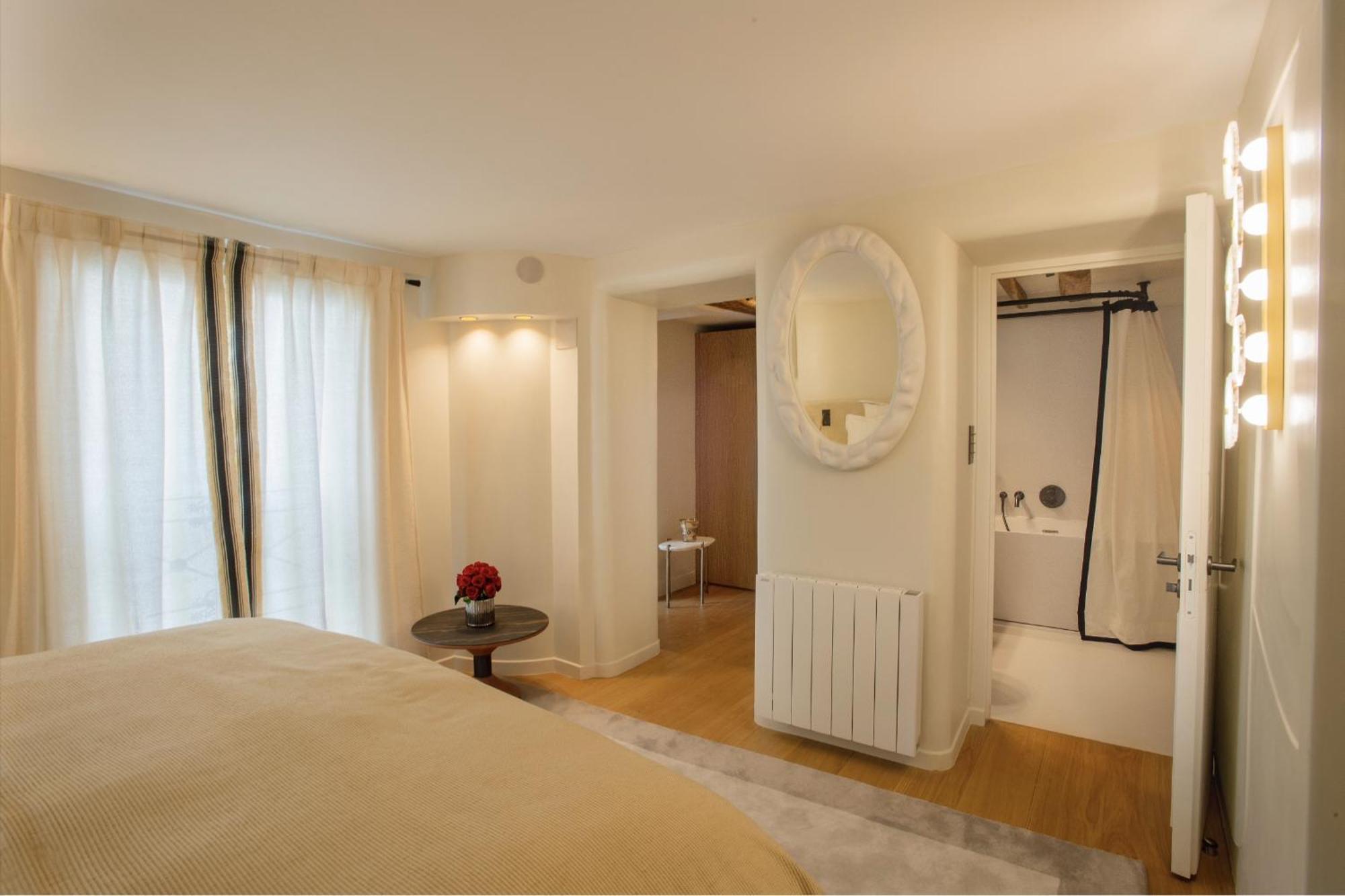 Luxueux Appartement, Avec Terrasse Vue Champs-elysees Apartment *