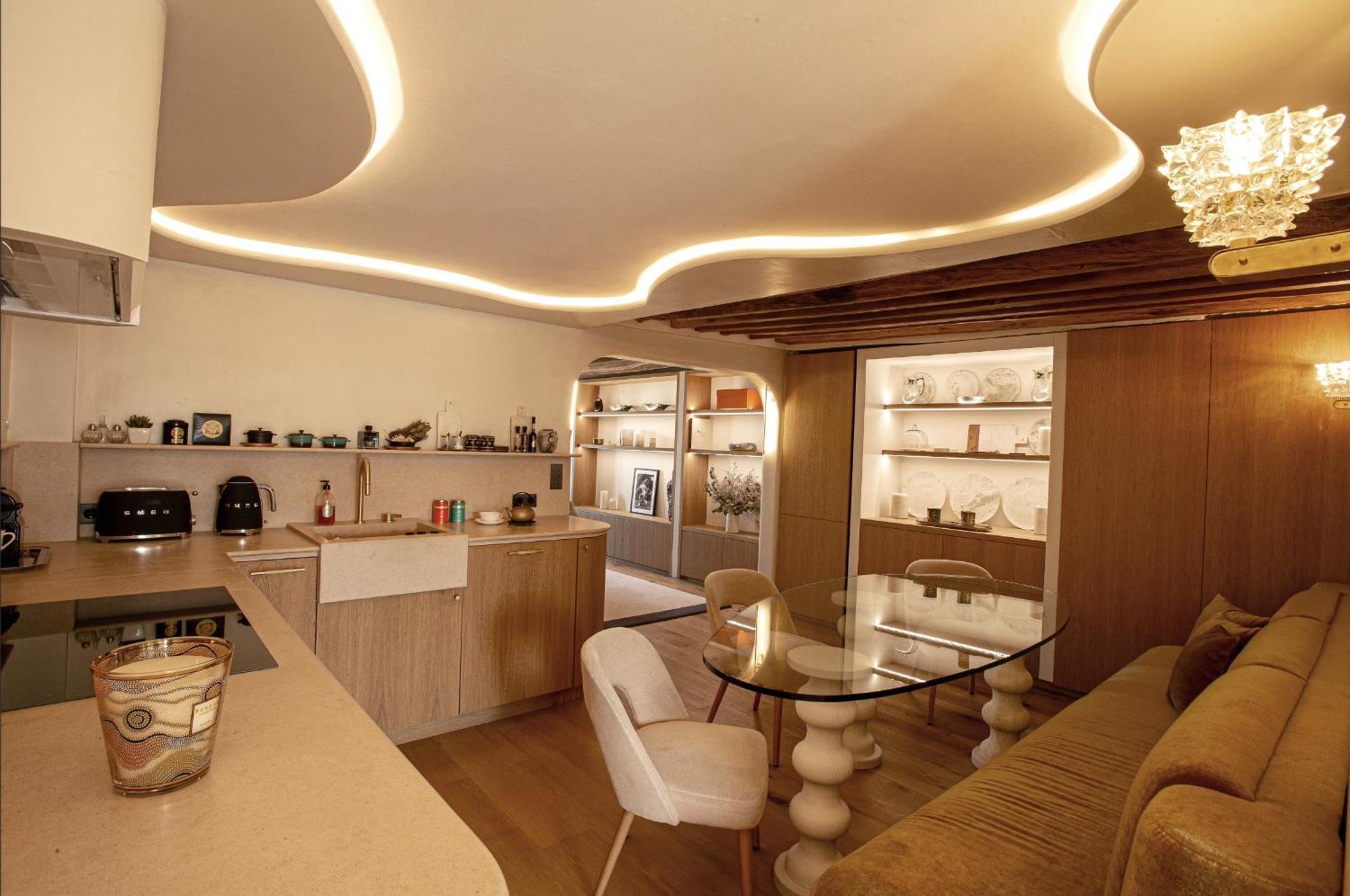 Luxueux Appartement, Avec Terrasse Vue Champs-elysees * Paris